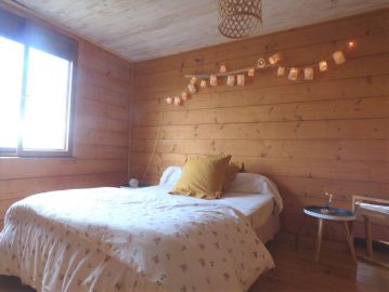 chalet de judine chambre 2 location gite gorges du tarn occitanie