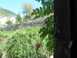 ondine vue de la fentre chambres d hotes location gite gorges du tarn